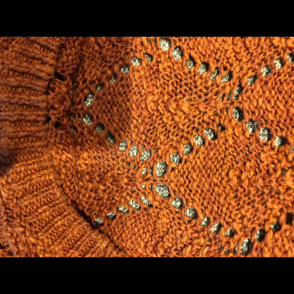 Sweater - Picture 2 of 2